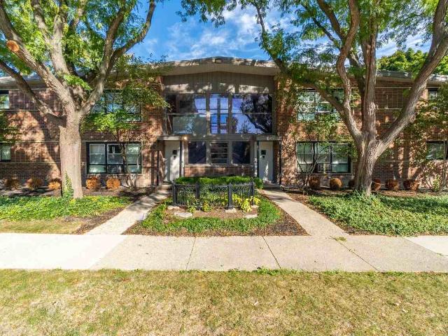Apartment for rent in Royal Oak, Michigan
