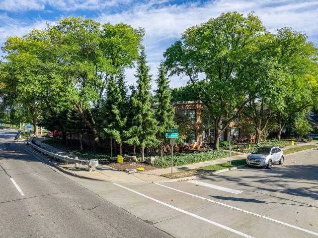 Apartment for rent in Royal Oak, Michigan
