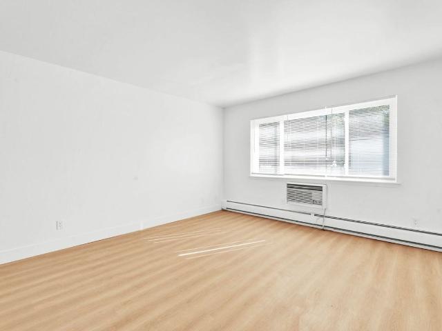 Apartment for rent in Utica, Michigan