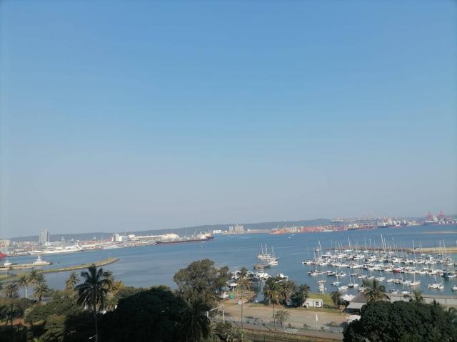 Apartment for rent in eThekwini Ward 32, Durban