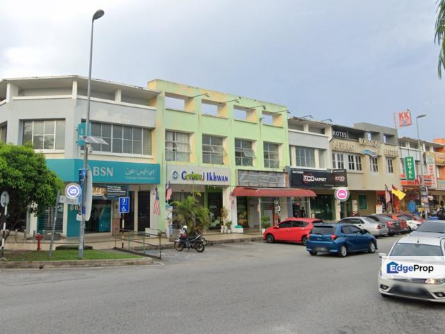 Shop for rent in Sendayan Village, Negeri Sembilan