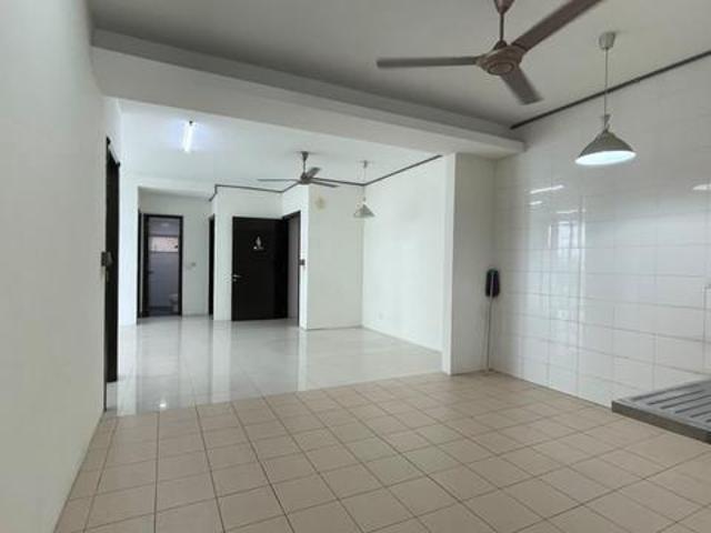 Condominium for rent in Majlis Bandaraya Subang Jaya, Petaling