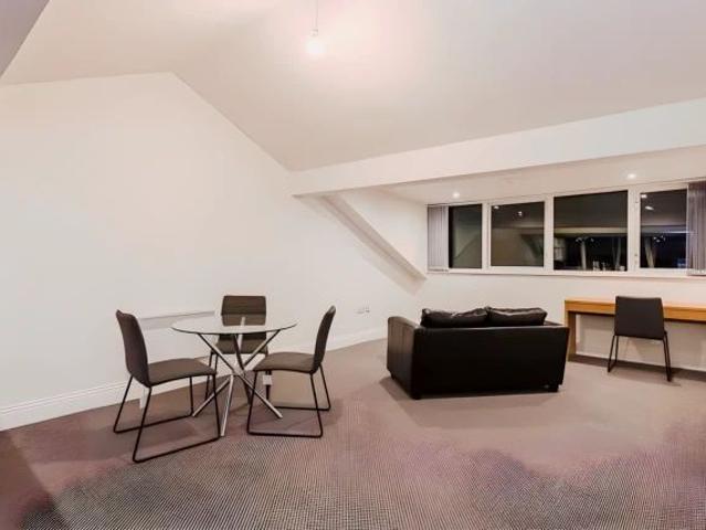 Apartment for rent in Woodhouse, West Yorkshire
