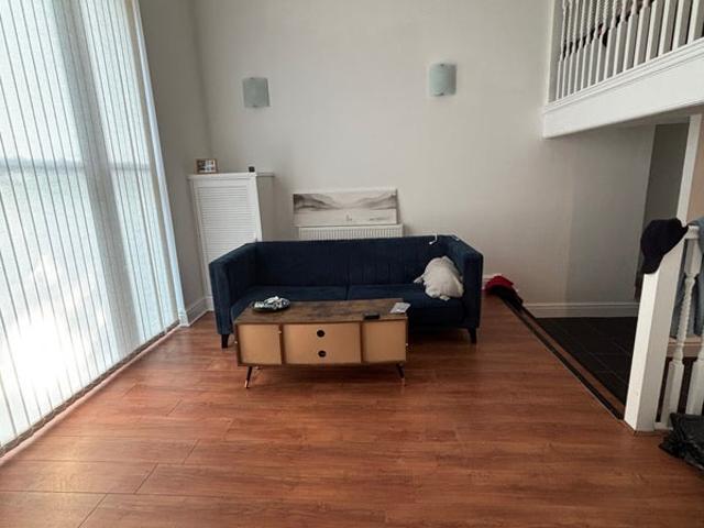 Apartment for rent in Elm Park, Calderstones