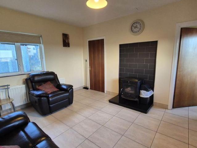 House to rent in Burnside, Ulster