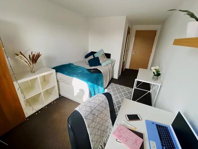 Apartment for rent in Elmfield, Leicestershire