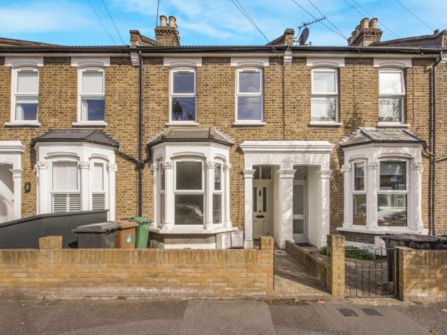 Apartment for rent in High Wycombe Community Board, Tylers Green