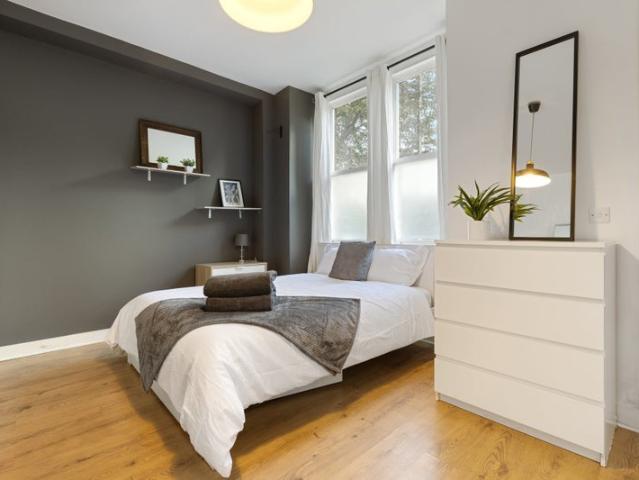 Studio for rent in Putney, Greater London