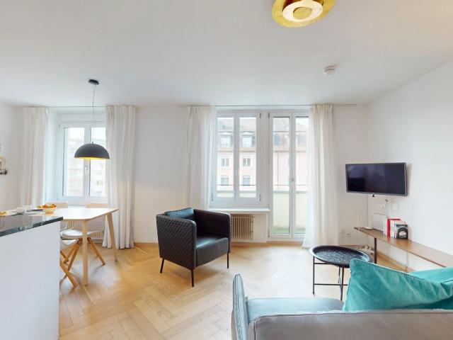 Apartment mieten in Einigen, Zürich