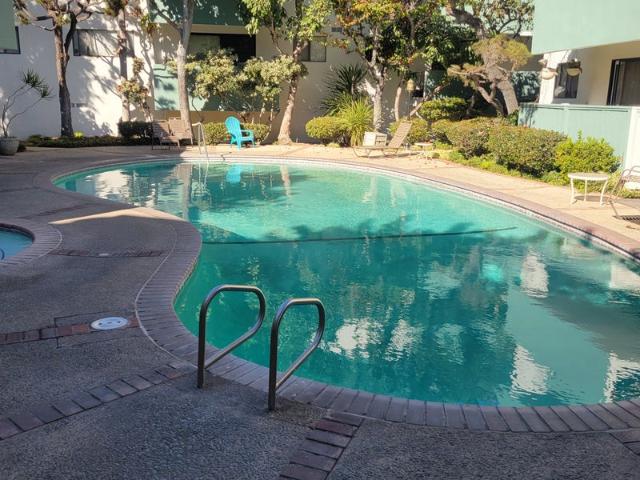 Room for rent in Canoga Park, California