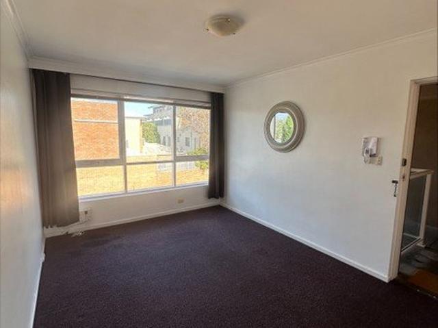 Apartment for rent in Brunswick West, Melbourne