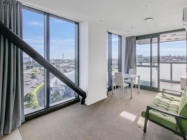 Apartment for rent in Goodwood Heights, Manurewa