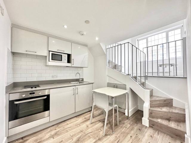 Apartment for rent in Kilburn, Greater London