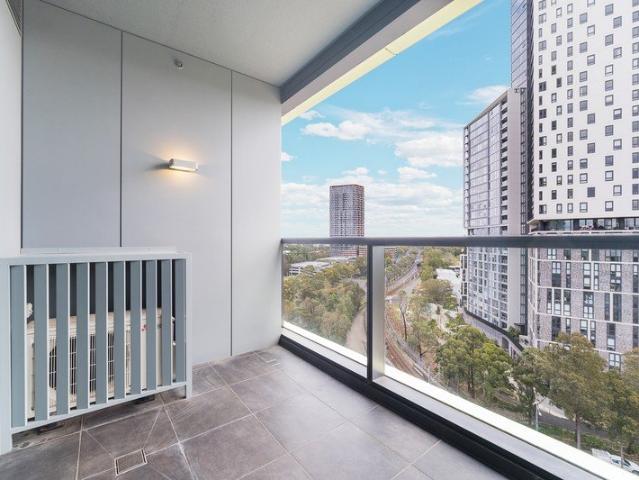 Apartment for rent in Sydney Olympic Park, Sydney
