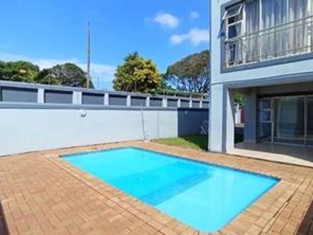 Apartment for sale in Amanzimtoti, Kwazulu-natal