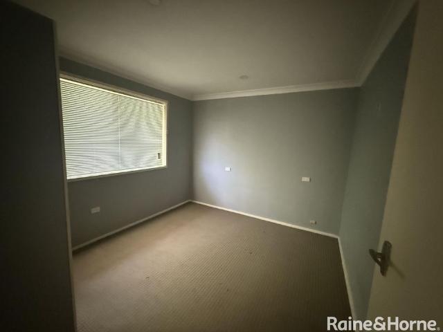 House for rent in Brisbane Grove, New South Wales