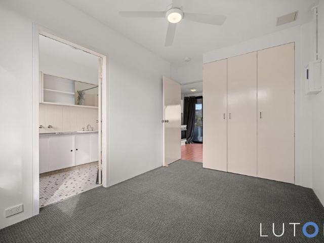 Apartment for rent in Woden, Australian Capital Territory