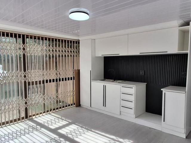 Apartment for rent in Plumstead, Cape Town