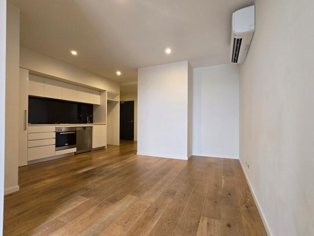 Apartment for rent in Carlton