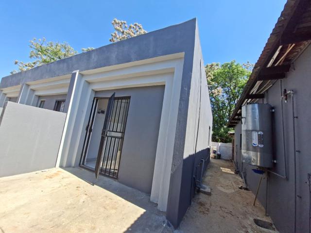 Apartment for rent in Newcastle Central, Newcastle Local Municipality