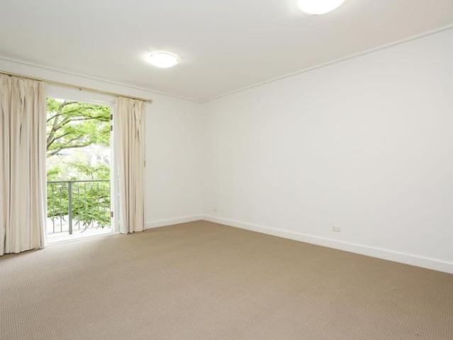 Apartment for rent in East Melbourne, Melbourne