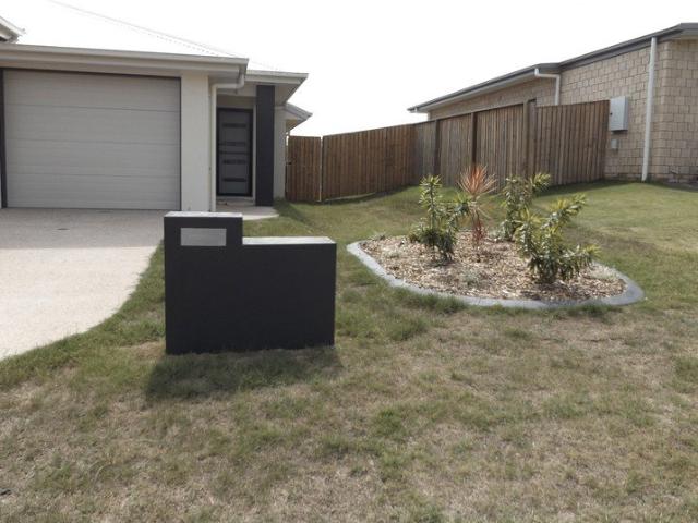 Duplex for rent in Hidden Valley, Livingstone Shire