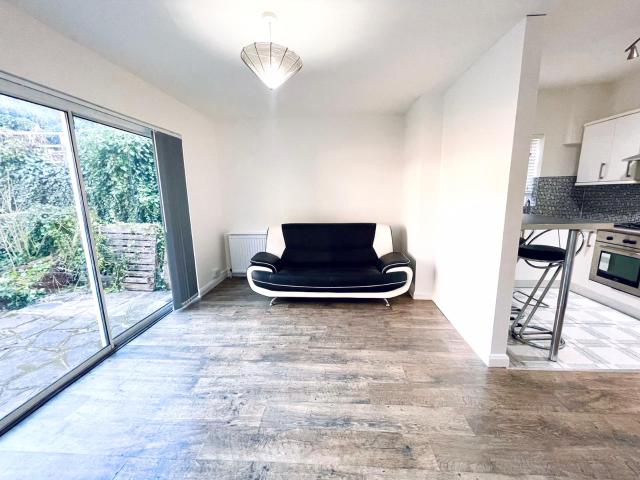 Apartment for rent in Gants Hill, Greater London