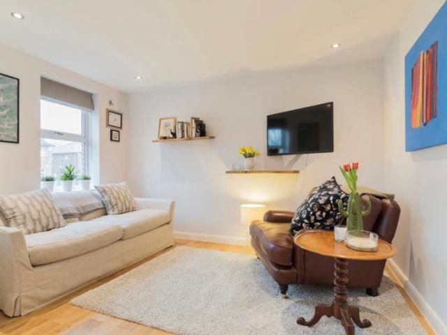 Apartment for rent in London Borough of Lewisham, Forest Hill