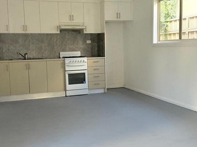 Granny Flat for rent in Sydney, New South Wales