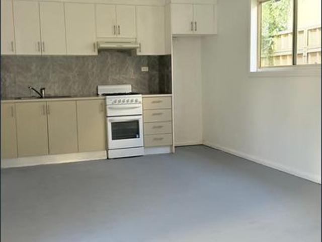Granny Flat for rent in Sydney, New South Wales