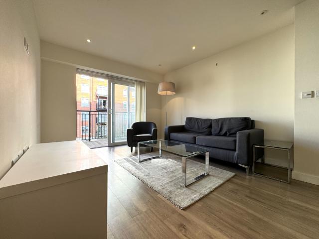 Apartment for rent in Colindale, Greater London