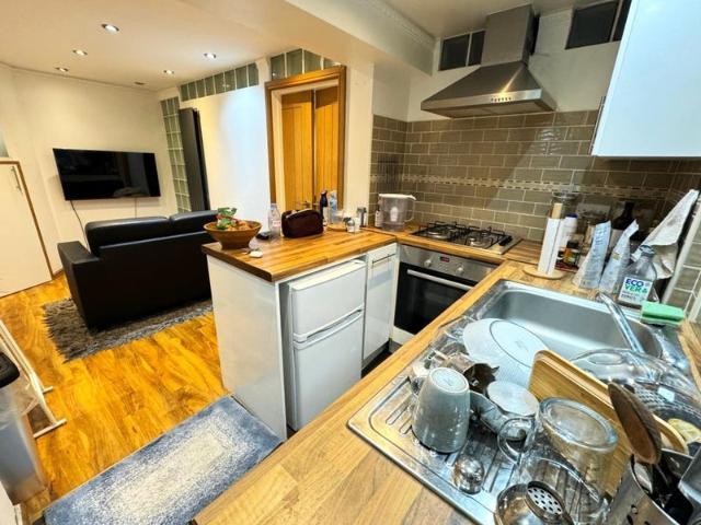 Apartment for rent in Highbury, Greater London