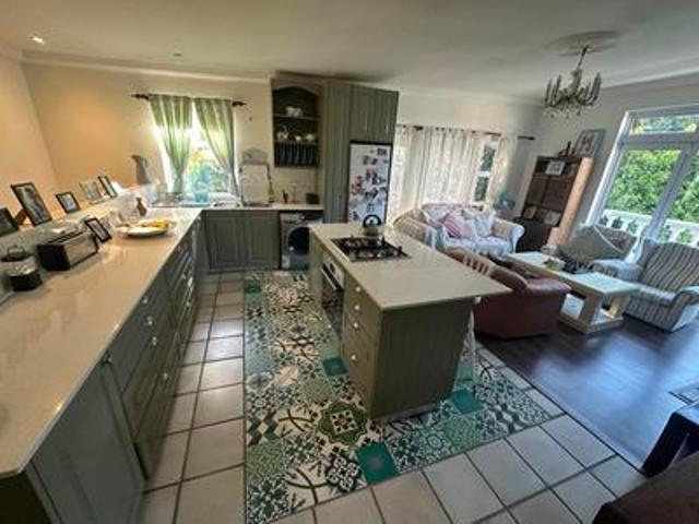 Apartment for rent in Hout Bay, Western Cape