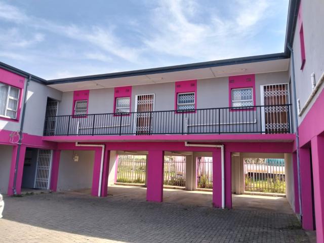 Apartment for rent in Ncambedlana, King Sabata Dalindyebo Local Municipality