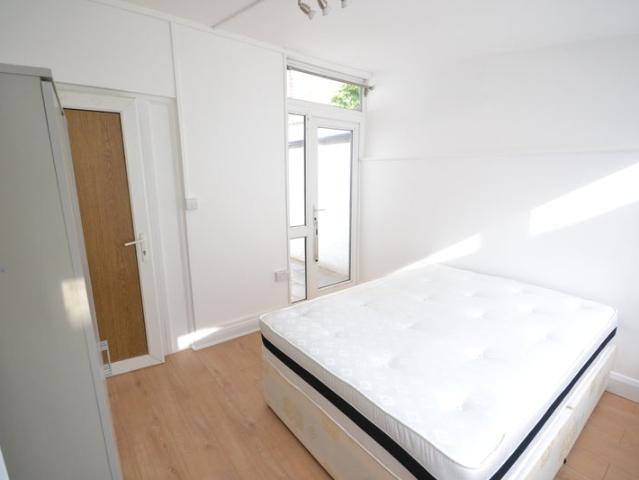 Apartment for rent in Harlesden, Greater London