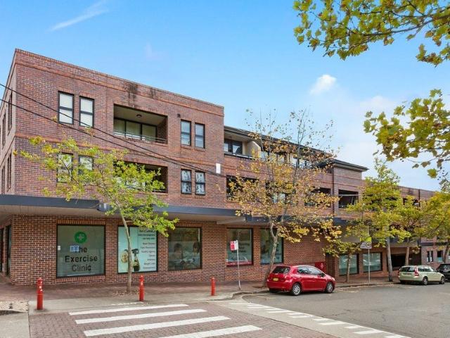 Apartment for rent in Crows Nest Junction, Sydney