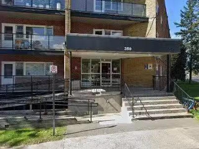 Condo for rent in Vanier, Ontario