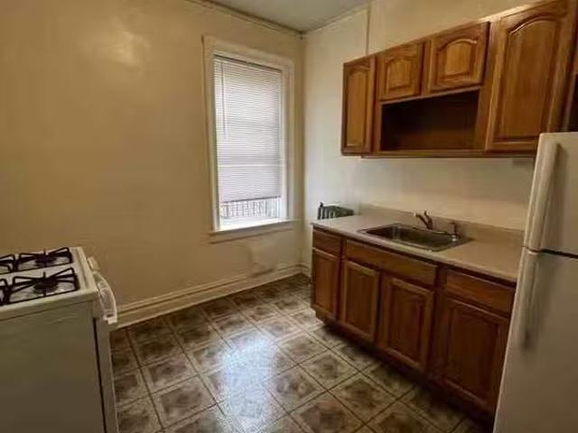 Condo for rent in Bloomfield