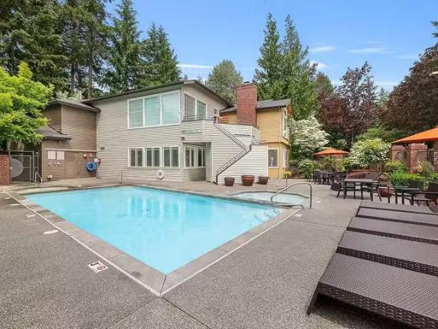 Condo for rent in Bothell
