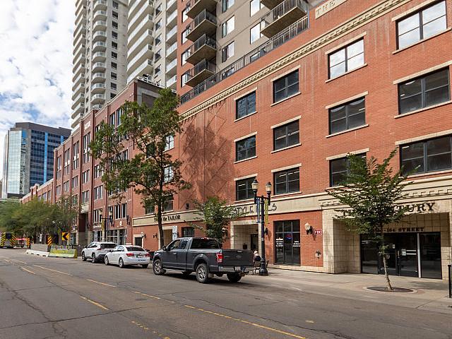 Condo for sale in Wedgewood, Alberta