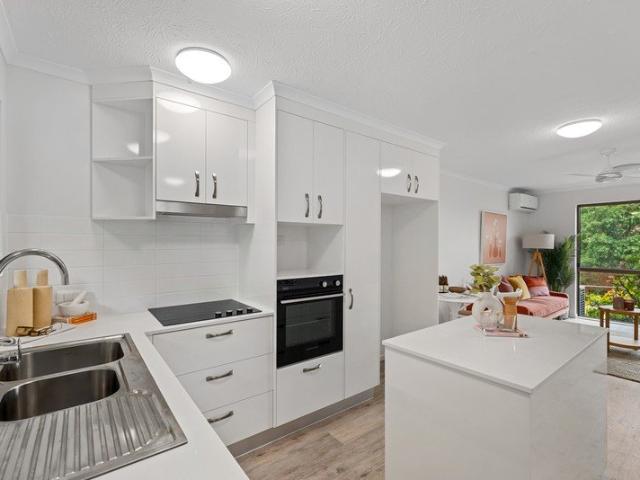 Villa for sale in Toombul, Queensland