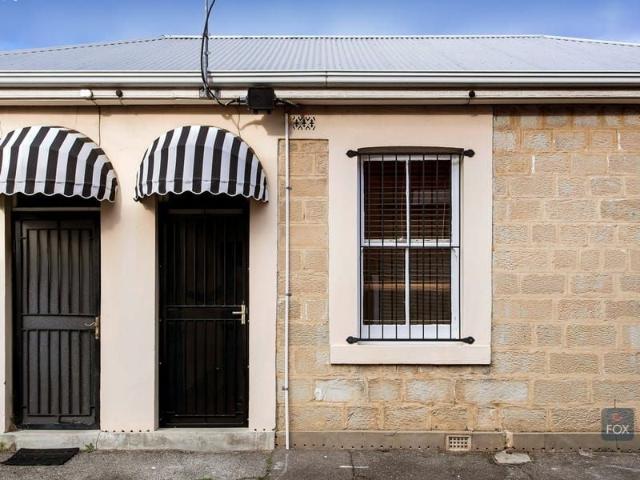 Apartment for rent in Adelaide