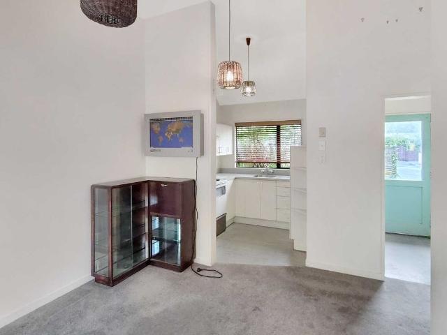 Townhouse for rent in Naenae Central, Lower Hutt