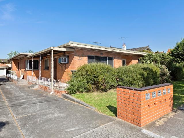 Apartment for rent in Sunshine