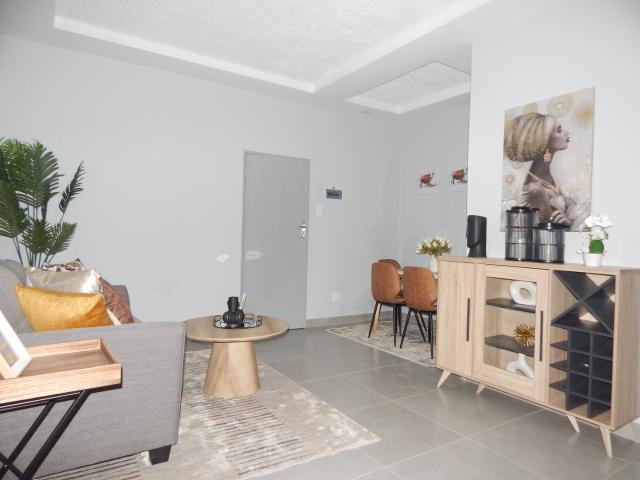 Apartment for rent in Fairland, Johannesburg