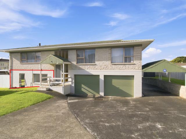 House for rent in Owhata