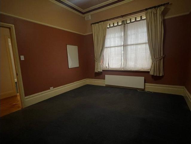 Apartment for rent in Alma, Victoria