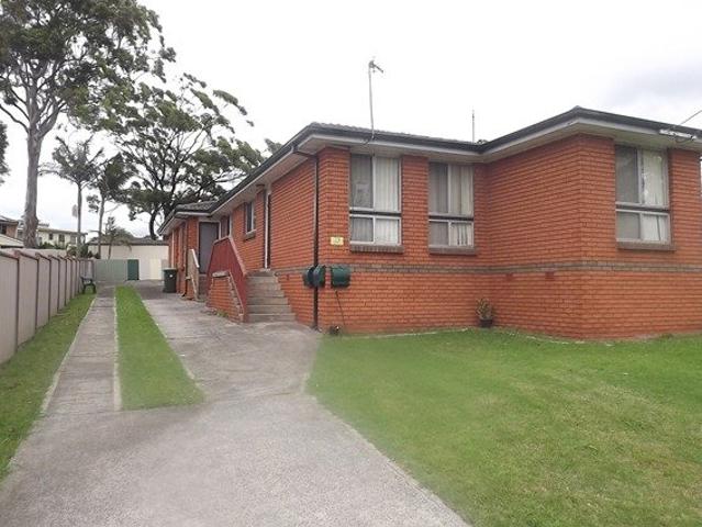 Apartment for rent in Oak Flats Dc, New South Wales