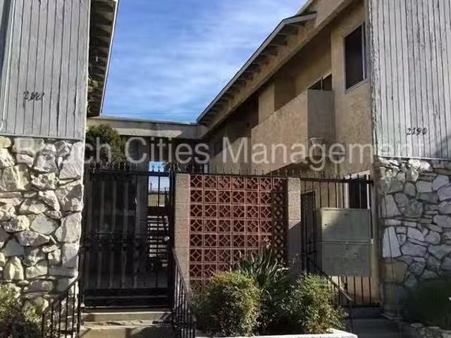 Condo for rent in Long Beach