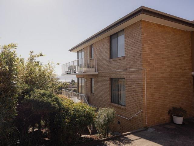 Apartment for rent in Sandy Bay, Hobart